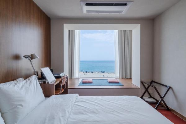 Cabinet 캐비넷 양양, Rezervați  Yangyang 