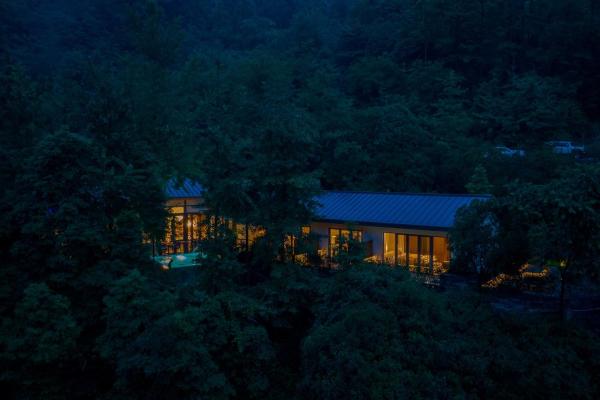 Xishan Cloister, Rezervați  Hoteluri în Chengdu cu piscină, Piscină