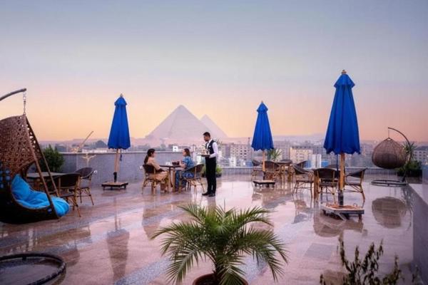 Blue Panoramic Pyramids View Hotel, Rezervați  Hoteluri în Cairo Governorate cu parcare, Parcare
