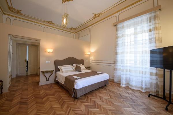 Villino Scipioni, Rezervați  Roma Lazio