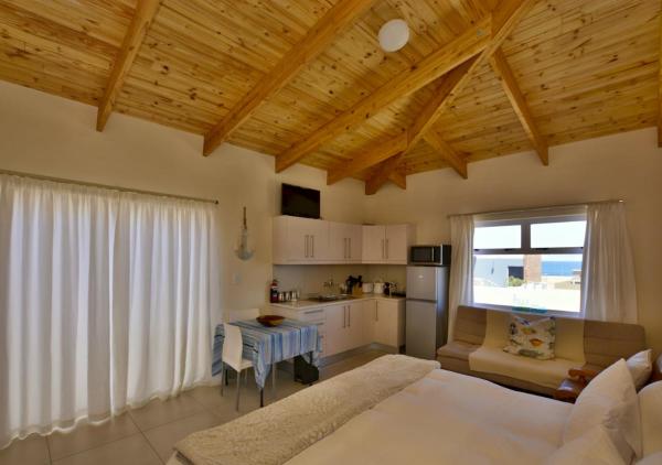 Atlantic Breeze Self Catering Units, Rezervați  Hoteluri în Swakopmund cu parcare, Parcare