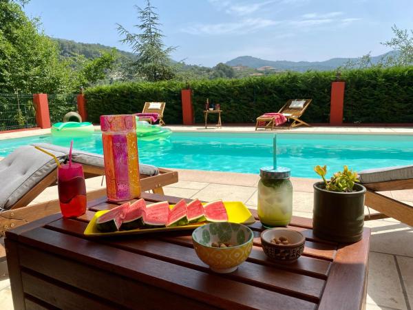 Casa Balija, Rezervați  Hoteluri în Tourrette-Levens cu piscină, Piscină