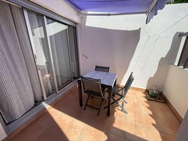 Villa confortable 2 pièces proche plage, calme, parking privé - FR-1-328-283, Rezervați  Hoteluri în Camargue cu parcare, Parcare