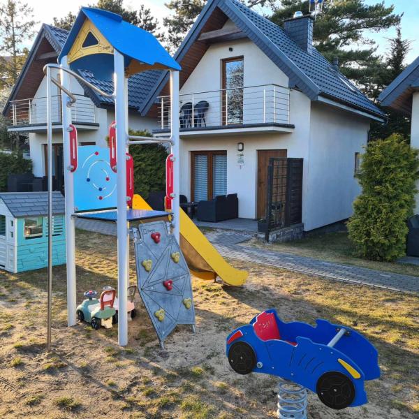 Domki Brzozowy Gaj, Rezervați  Hoteluri în Pomerania cu parcare, Parcare