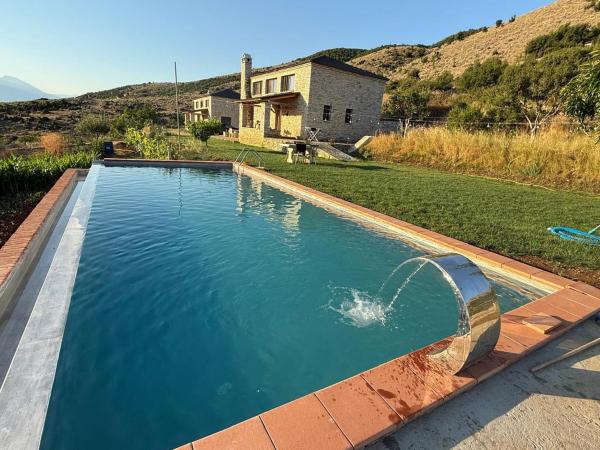 Villa Rovishta, Rezervați  Hoteluri în Gjirokastër County cu piscină, Piscină