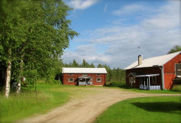 Ellis Gården, Rezervați Casă la țară Cabane în Norrland, Casetă