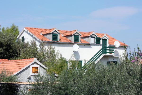 Apartments by the sea Mirca, Brac - 5655, Rezervați Apartament Mirce 