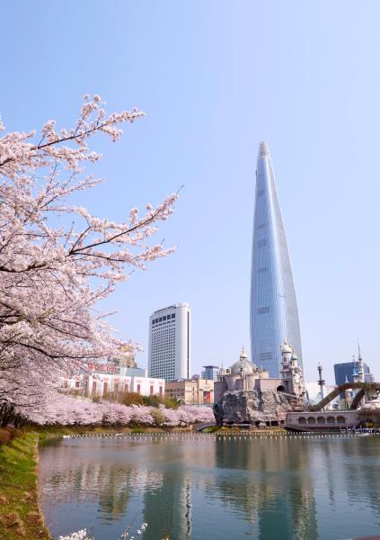 Lotte Hotel World